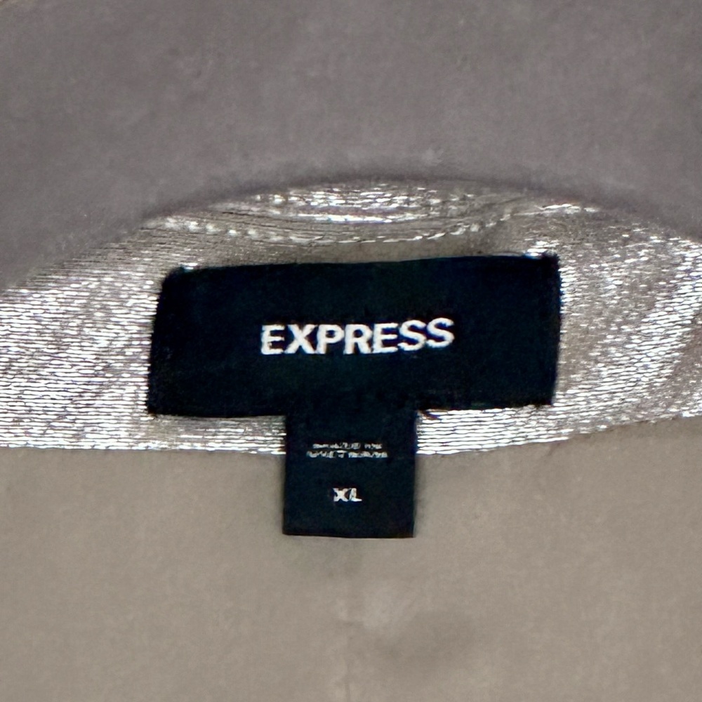 ✨ EXPRESS Metallic Silver Blazer – Size XL ✨ - Picture 4 of 9